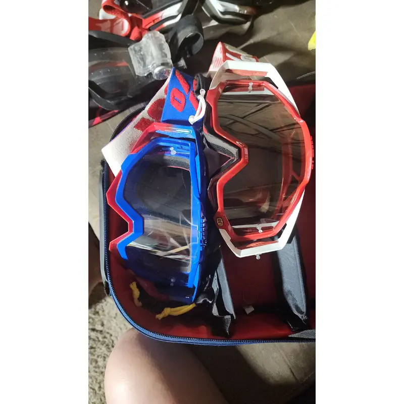 Four (4) Sets of 100% Brand Goggles & Carrying Case