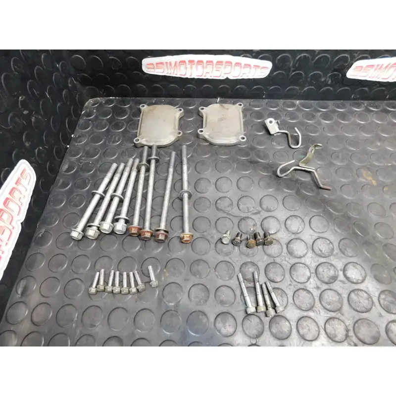 06-20 YAMAHA RAPTOR 700 ENGINE TOP END CYLINDER HEAD VALVE COVERS BOLTS HARDWARE