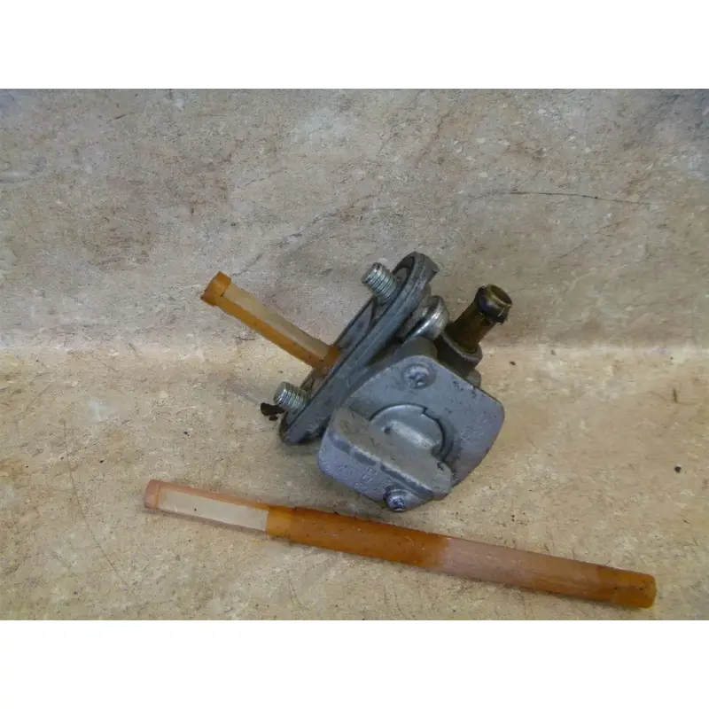 Yamaha 250 YFB TIMBERWOLF YFB250 4X4 Gas Fuel Tank Petcock 1994 YB99