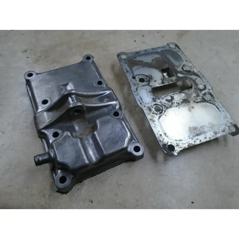 Honda 350 CL CL350 Used Engine Head Cover LOT 1971 SM610