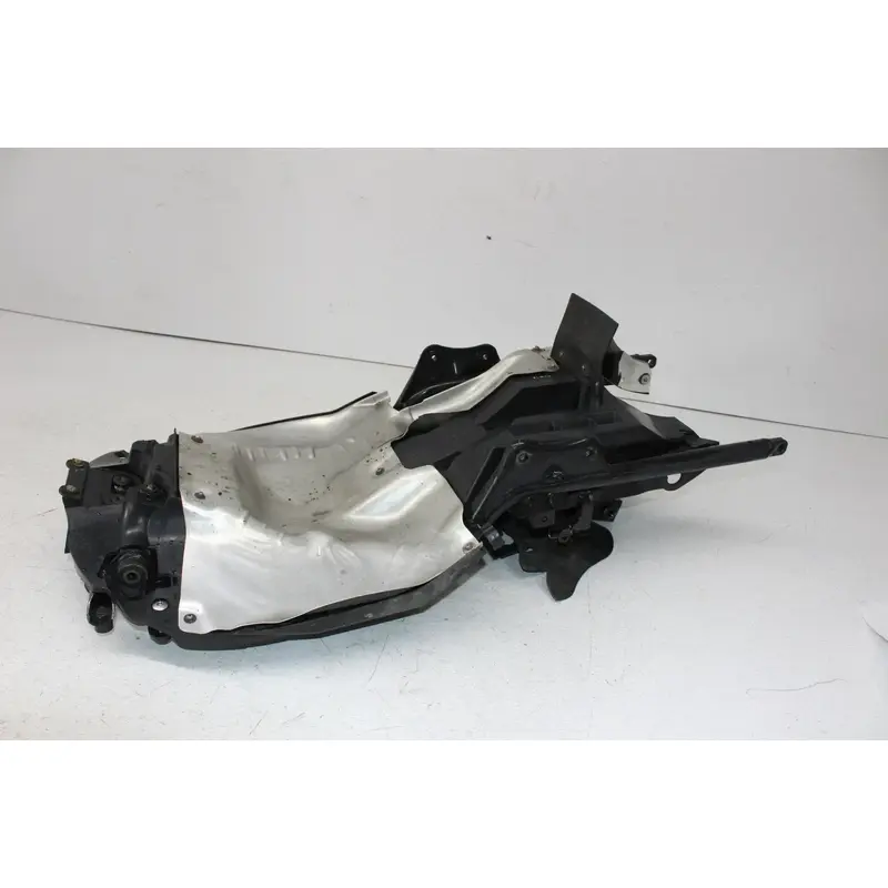 2004 Honda Interceptor 800 VFR800 REAR SUBFRAME W/ UNDERTAIL