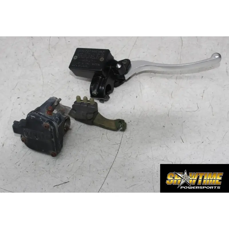 90 YAMAHA WARRIOR 350 FRONT BRAKE MASTER CYLINDER THUMB THROTTLE CLUTCH PERCH