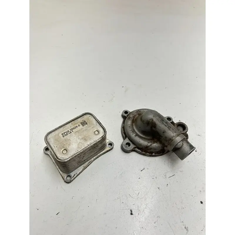 22 2022 Can-Am Maverick Sport 1000 Max OEM Engine Oil Cooler Water Pump Cover