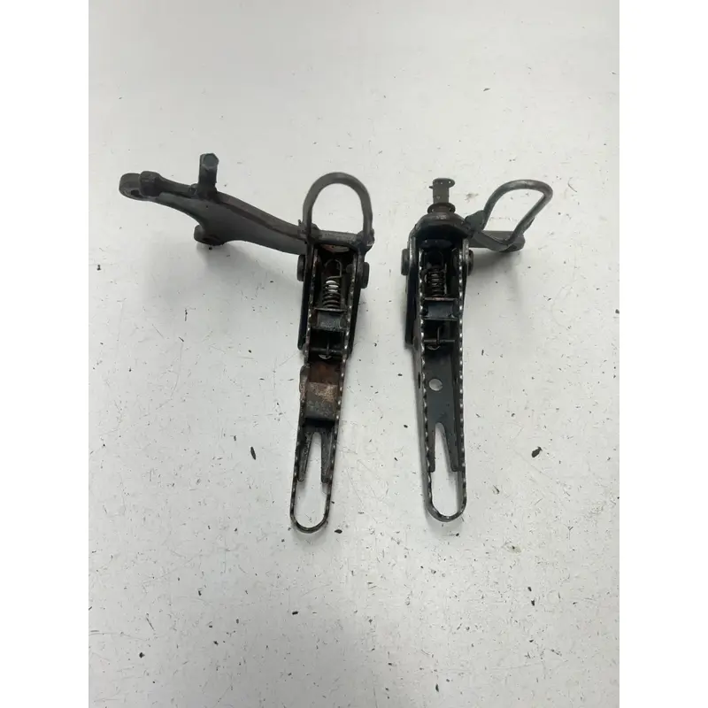 85 1985 Suzuki QuadSport Lt 230 S LT230S OEM Foot Pegs Footpegs Mount Mounts
