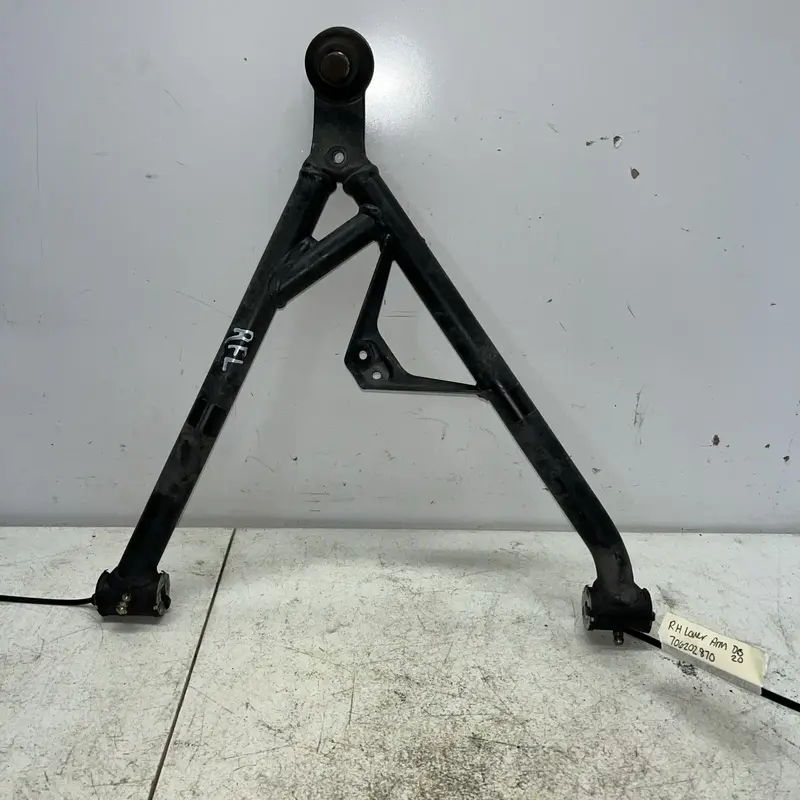 2019 Can Am Outlander 570XT Rt Front Lower Arm