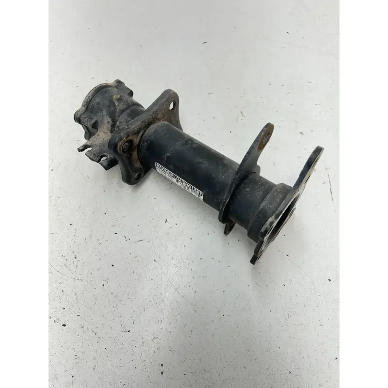 04 2004 Yamaha Bruin 350 YFM350 2X4 OEM Rear Back Wheel Axle Carrier GOOD THREAD