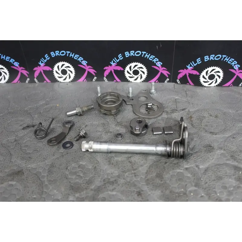 1989 honda cr125r SHIFTER SHIFTING MECHANISM RATCHET PAWL ASSY 24312-KA3-741