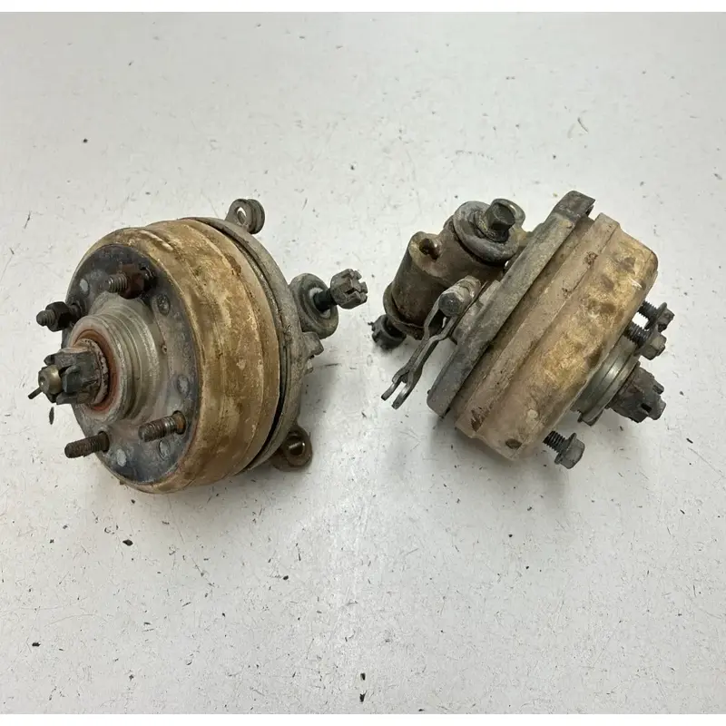 97 1997 Yamaha Moto 4 Badger YFM 80 OEM LOT Spindle Hub Knuckle Lug Disc Brake