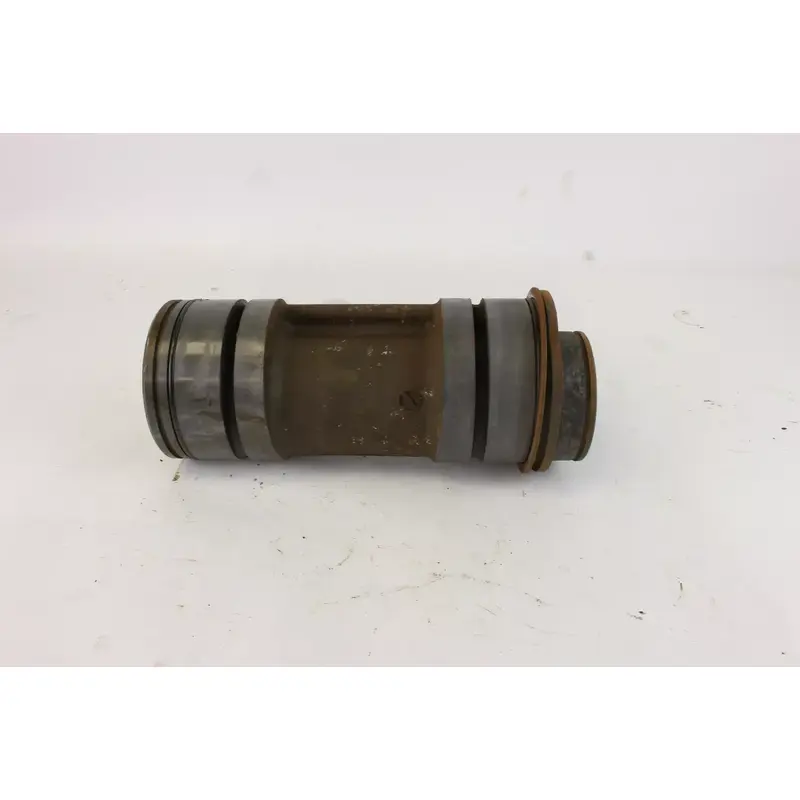 2008 Suzuki Quadracer 450 Ltr450 2x4 Rear Back Axle Carrier Tube c6008