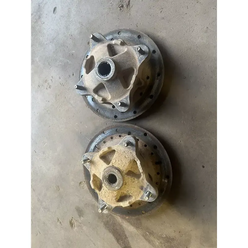 2014 Polaris Sportsman 570 ATV Used OEM Front Wheel Axle Hub