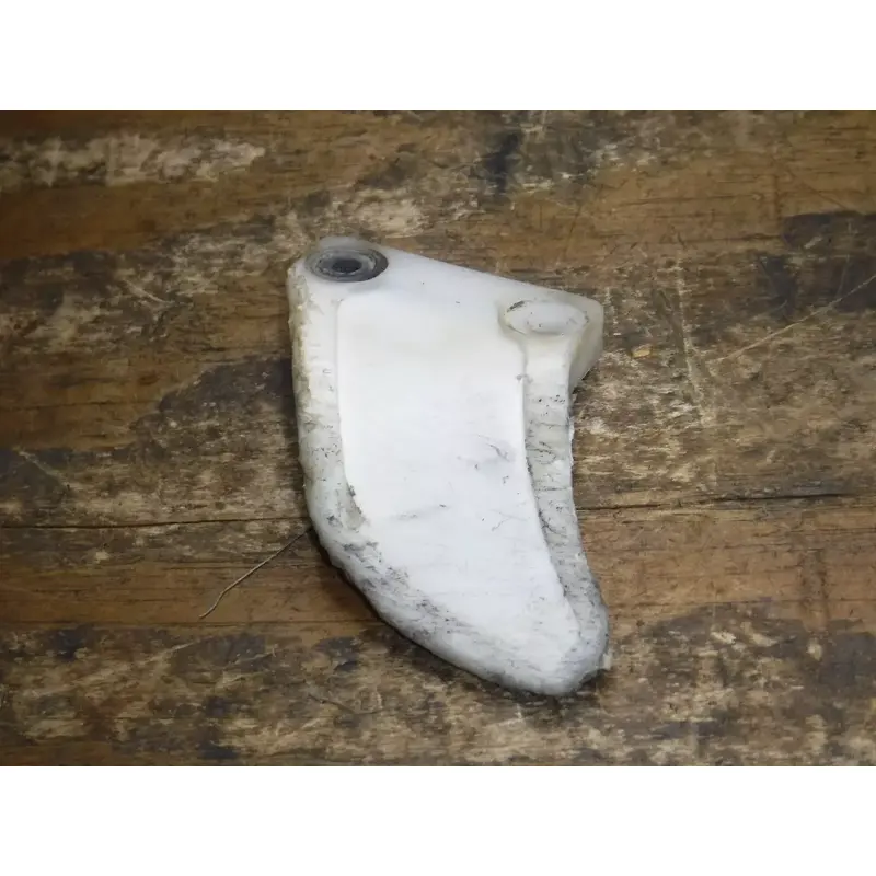 2007 TTR125 (A) Yamaha Rear Chain Guard Guide Slide Swingarm