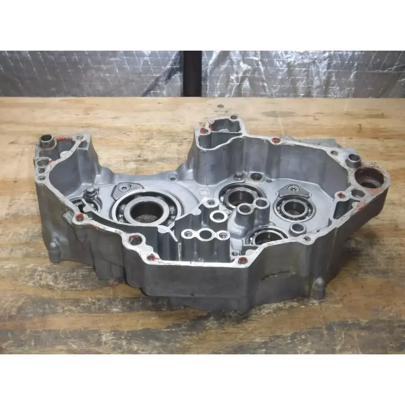 2001 Yz426f (A) Right Side Crankcase Crank Case Kicker Side