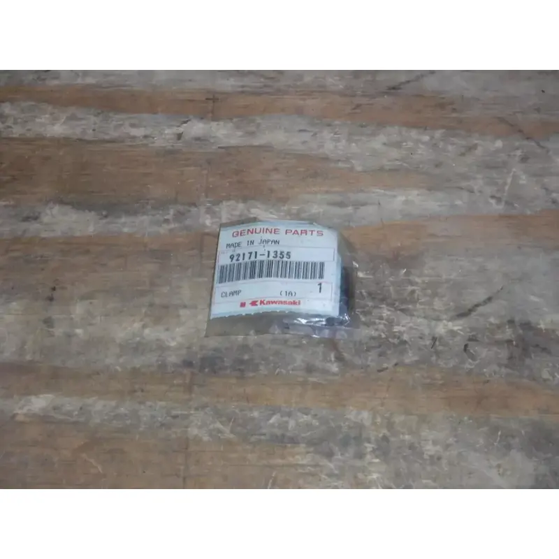 Kawasaki (M8) OEM PART CLAMP 92171-1355