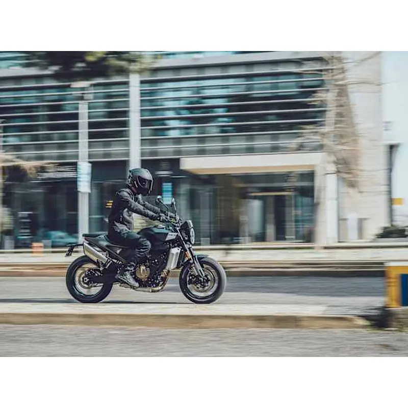 Husqvarna Svartpilen 801 Offer