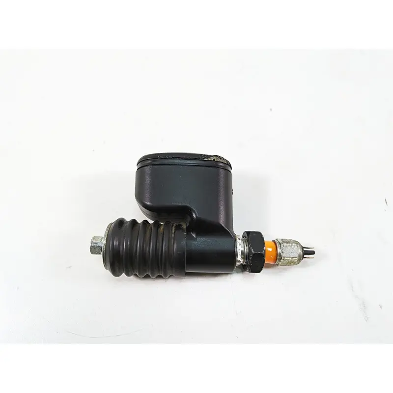 2009 Harley FXDF Dyna Fat Bob Rear Brake Master Cylinder 42474-06C