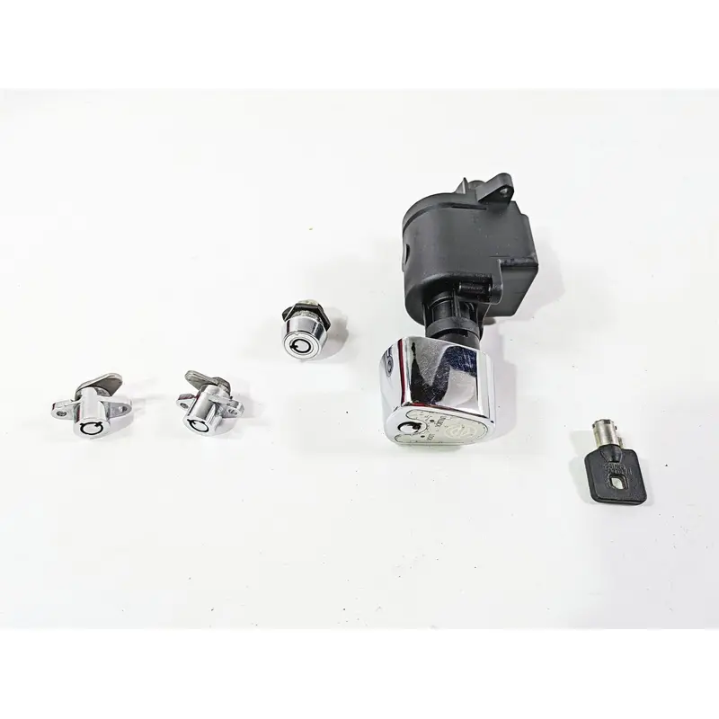 2010 Harley Touring FLHTK Electra Glide Ignition Switch Key Lock Set 71572-06