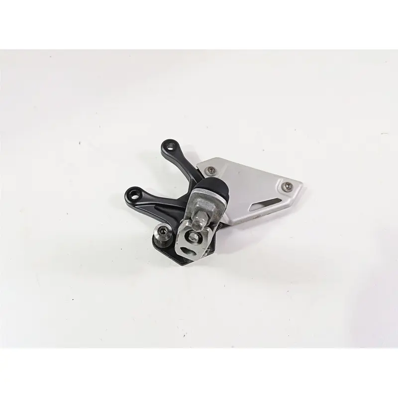 2020 Kawasaki Z900 ZR900 Left Front Foot Peg & Mount 35063-1399-18R