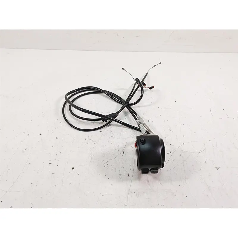 2017 Harley XL883 N Sportster Iron Right Start Stop Control Switch  71500118