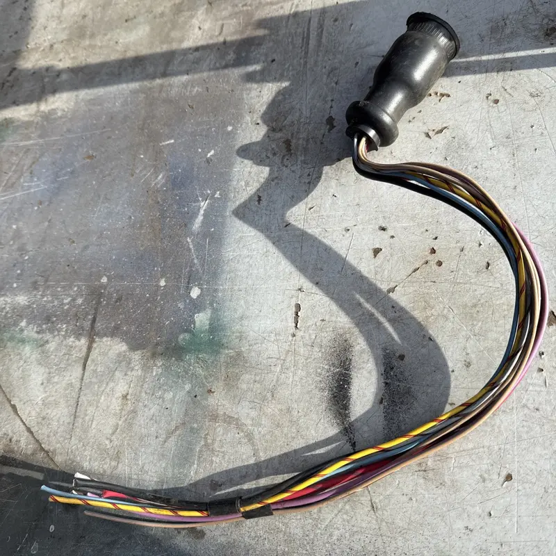 MerCruiser OMC Engine 9 pin Plug Harness Connector