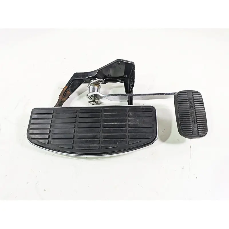 2004 Harley FLSTCI Softail Heritage Front Right Floor Board & Brake 50600026