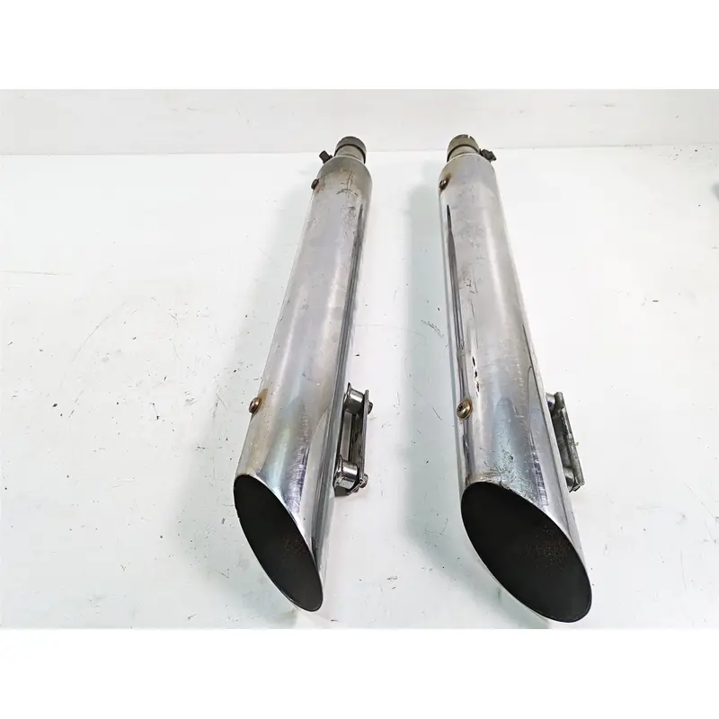 2011 Harley Touring FLHR Road King Aftermarket 3.5" Slash Cut Exhaust Pipe Mufflers