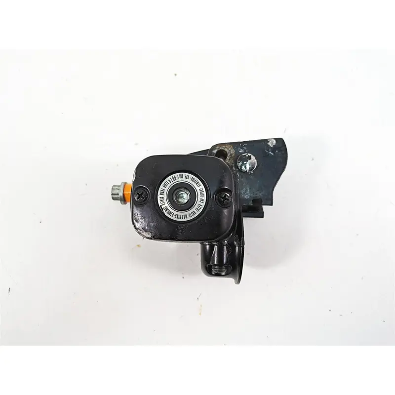 2009 Harley Softail FLSTSB Cross Bones Front Master Cylinder 9/16 45019-08C