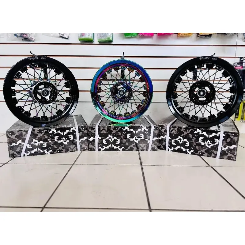 Scooter Tank 200 EFI Chuma aftermarket Rims 3.0x13