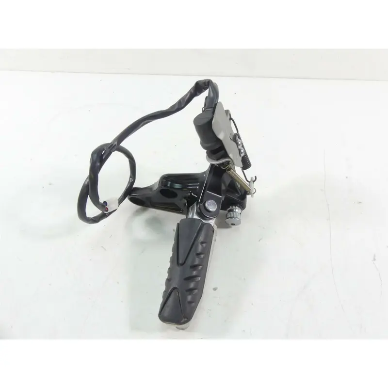 2020 Yamaha VMX17 1700 Right Front Driver Rider Footpeg Foot Peg 2S3-27443-10-00