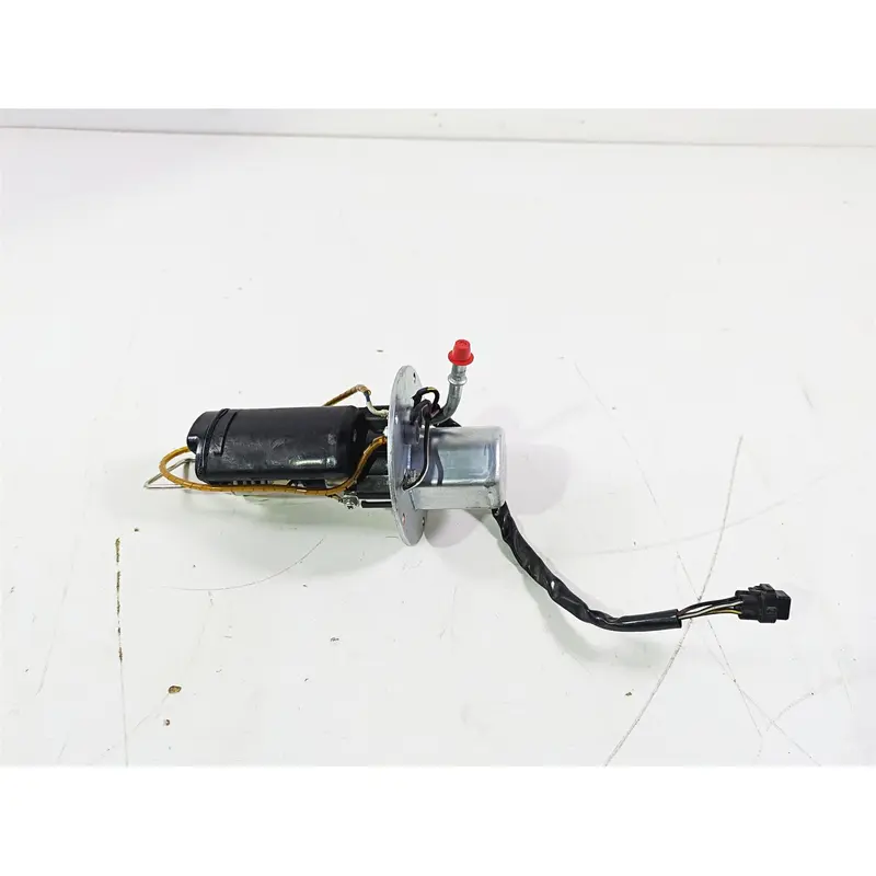 2005 Kawasaki ZX1000 ZX10R Ninja Fuel Gas Petrol Pump 49040-0004