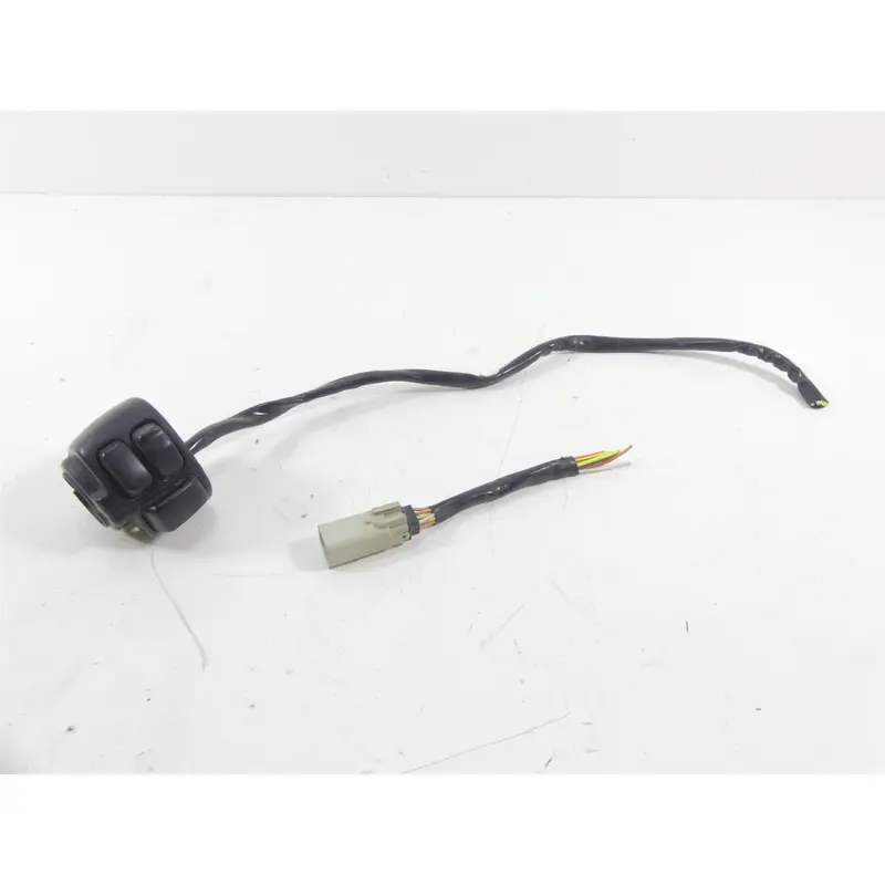 2013 Harley Davidson VRSCF Muscle Left Hand Light Control Switch 71682-06A