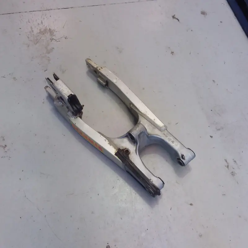 2007 Suzuki DRZ400E swing arm