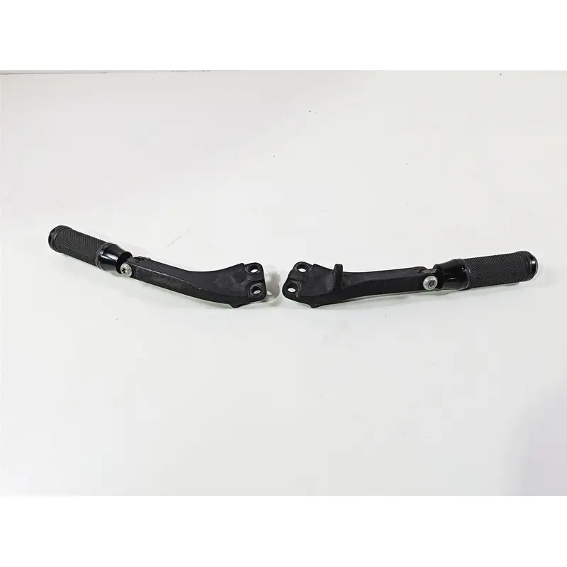 2011 Harley FXDC Dyna Super Glide Rear Performance Machine Footpeg Set 1620-2239