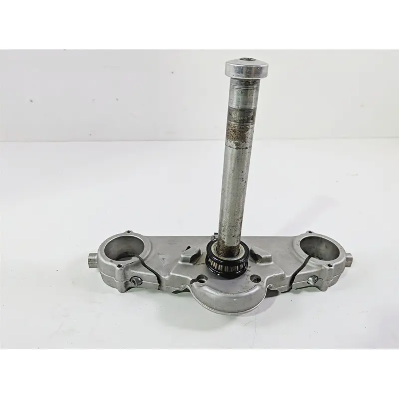 2018 Harley FLHCS Softail Heritage 115th Lower Triple Tree & Covers 45900181