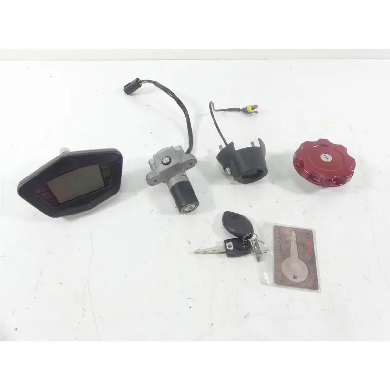 2008 Ducati Hypermotard 1100S Speedo Ignition Switch Key Card Set - 6K 40610585A