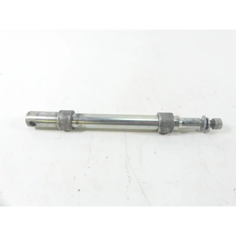 2006 Harley Touring FLHTCUI Electra Glide 1" Front Axle Wheel Spindle 43364-00
