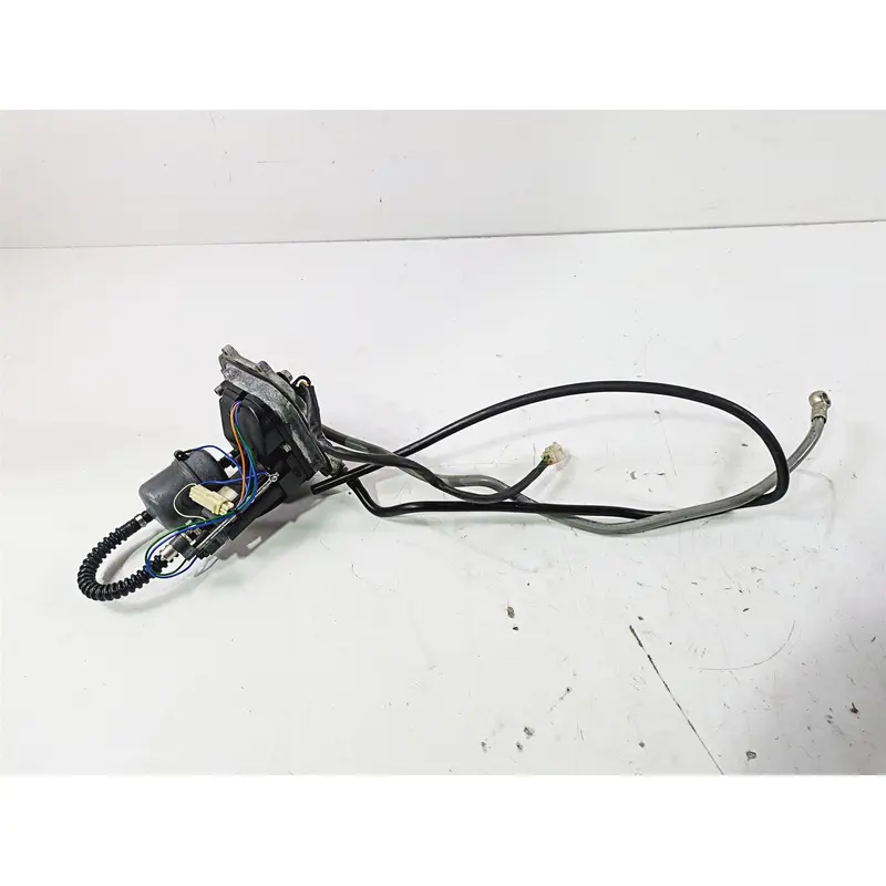 2008 Aprilia RSVR 1000 Factory Fuel Gas Petrol Pump AP8106881