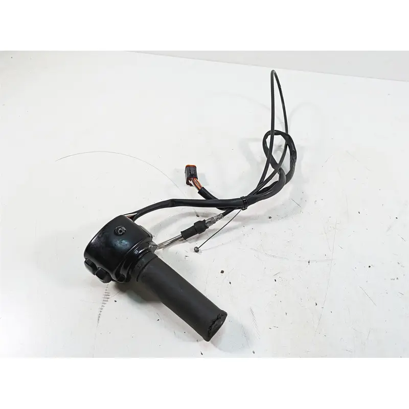 2006 Harley FLSTI Softail Heritage Right Hand Throttle Control Switch 71684-06A