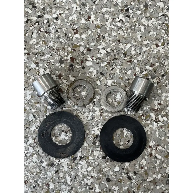 OMC Cobra 0911806 Pivot Housing Shoulder Screw Bolt Gimbal 3852854 0913821 86-94